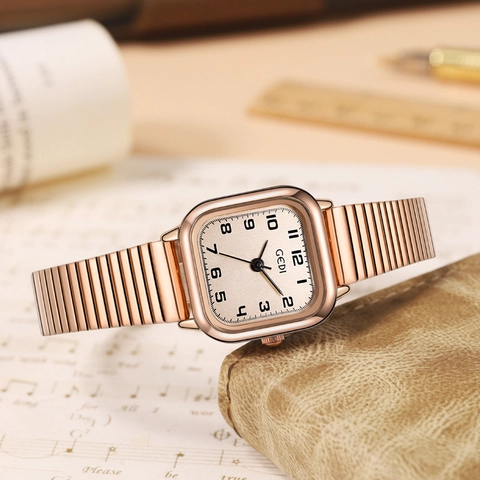 Women Quartz Watch Vintage Square Sugar Dial Waterproof Alloy Elastic Strap Elegant Ladies Wristwatch