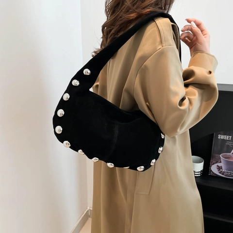 Bolso De Hombro Hobo Chic PU Gamuza Remaches Plateados Grandes Bolso De Axila Retro Color Sólido Para Mujeres
