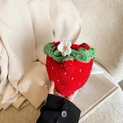 Borsa A Tracolla Fragola Fatta A Mano Uncinetto Filato Di Maglia Coulisse Mini Portamonete Per Donne Ragazze Dolce Forma Frutta Novità