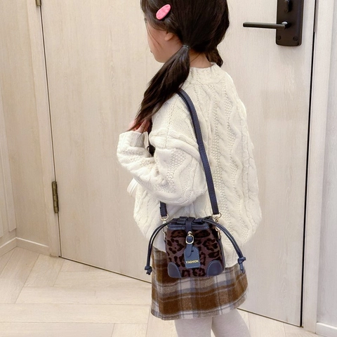 Kinder Mini Eimer Umhängetasche Leopard Karo Muster PU Wollstoff Kordelzug Verstellbarer Gurt Mode Kleine Tasche