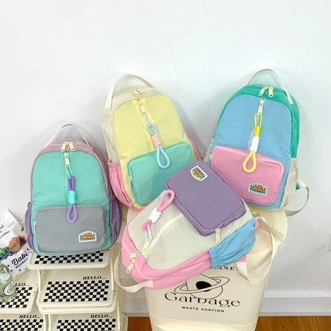 Mochila Para Niños Bloque De Color Transpirable Jardín De Infantes Cartera Escolar De Moda Niños Pequeños Tela Compuesta De Nailon Ligera