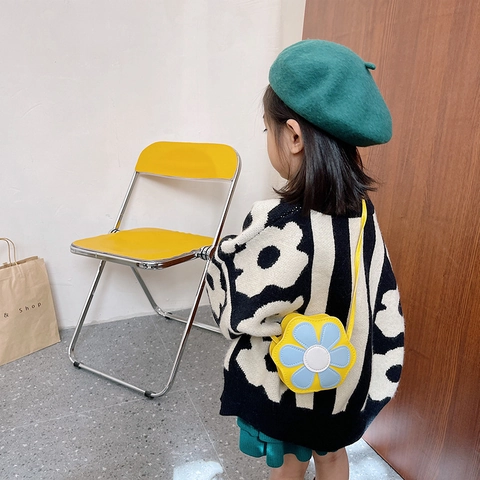 Sac Bandoulière En Forme De Fleur Pour Enfants Cuir PU Mignon Mini Sac À Épaule Sangle Réglable Pour Petites Filles