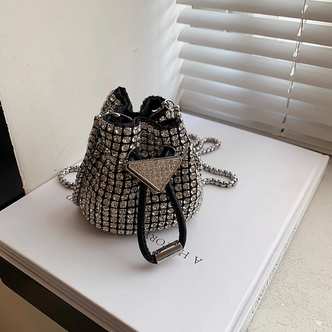 Kinder Mini Eimer Umhängetasche Glitzernd Strass Kordelzug Crossbody Tasche Mit Metallkette Für Mädchen