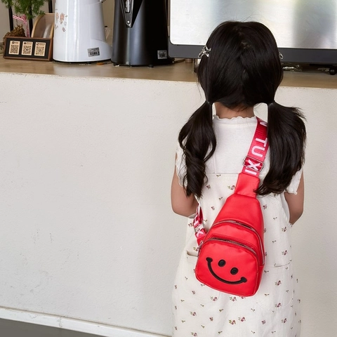 Kids Chest Sling Bag PU Leather Smiley Face Letter Print Strap Adjustable Casual Crossbody Pack For Boys Girls
