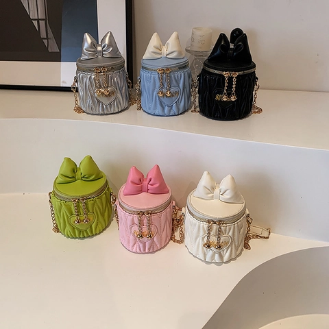 Mädchen Mini Eimer Tasche PU Leder Gesteppt Herz Deko Große Schleife Metallkette Süße Kinder Mode Umhängetasche