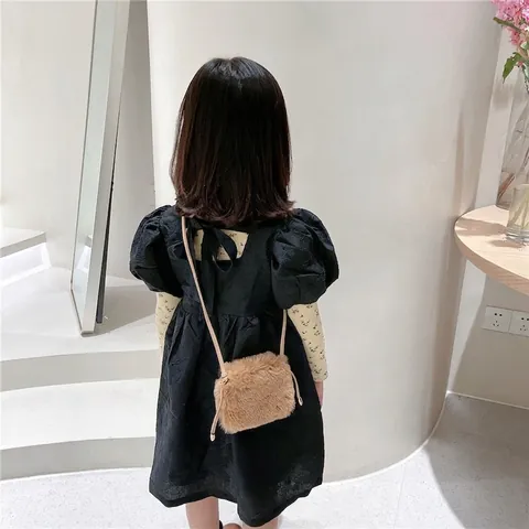 Kids Mini Faux Fur Crossbody Bag Plush Fuzzy Small Shoulder Purse For Toddlers Girls Fashion Autumn Winter Trendy