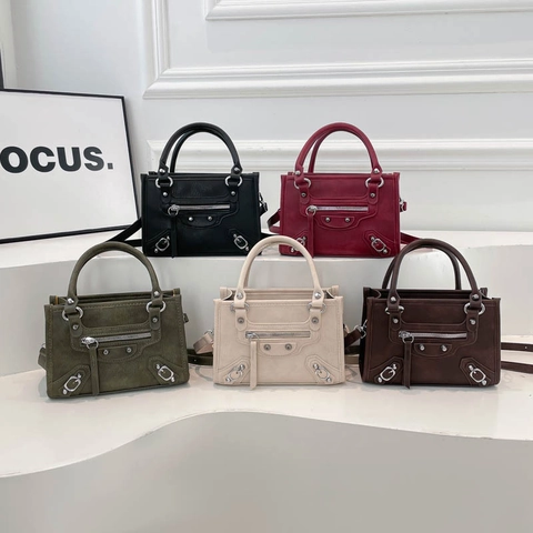 Sac À Main Moto Pour Femmes Rivet Gland Cuir PU Épaule Sac Bandoulière Vintage Chic Style Punk Petit Sac Polyvalent