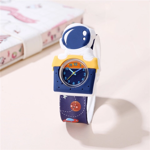 Astronaut Klapparmbanduhr Für Kinder Cartoon Weltraum Muster Quarz Analog Armbanduhr Kunststoff Silikonband Jungen Mädchen