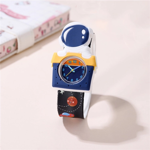 Astronaut Klapparmbanduhr Für Kinder Cartoon Weltraum Muster Quarz Analog Armbanduhr Kunststoff Silikonband Jungen Mädchen