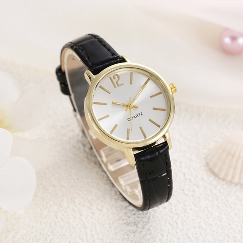 Women Quartz Watch Small Dial Alloy Case Crocodile Pattern Faux Leather Strap Casual Fashion Wristwatch For Girls