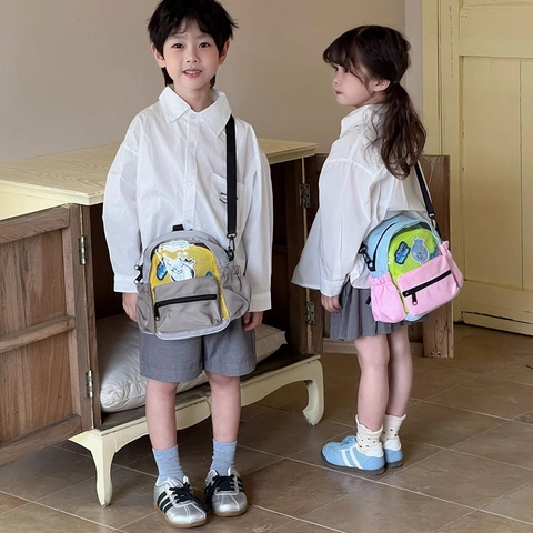 Kinder Mini Rucksack Nylon Colorblock Schultasche Transparentes PVC-Fenster Cartoon-Aufnäher Für Kindergarten Jungen Mädchen