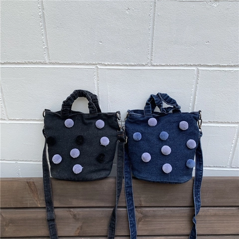 Sac Seau En Jean Pour Femmes Avec Pompons Pelucheux Grande Capacité Sac À Main Bandoulière Style Décontracté Coréen