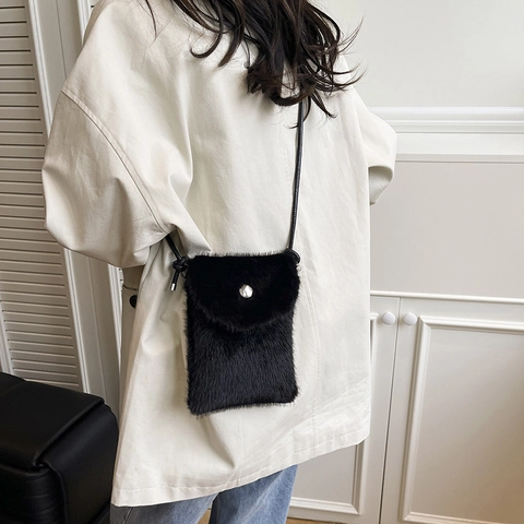 Plush Crossbody Phone Bag Faux Fur Flip Metal Buckle Soft Simple Fashion Autumn Winter Daily Shoulder Purse For Women