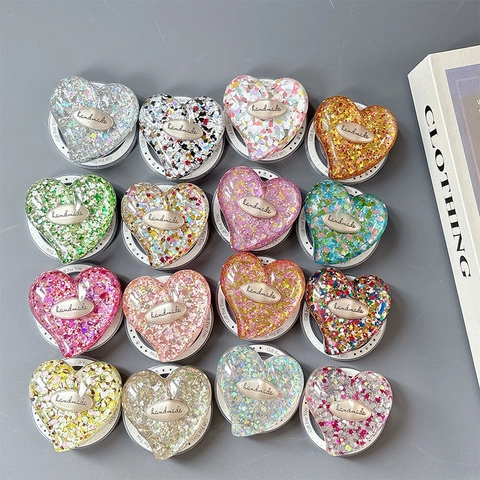 Supporto Griptok Per Telefono A Forma Di Cuore Con Paillettes Retrattile In Resina Etichetta Handmade Magnetico