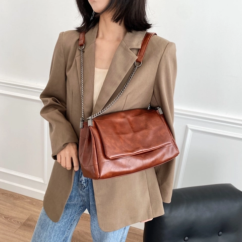 Women PU Leather Square Shoulder Bag With Chain Strap Quilted Stitching Magnetic Closure Retro Crossbody Handbag