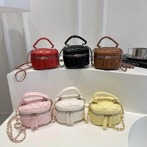 Quilted PU Leather Mini Vanity Bucket Bag With Metal Chain Strap Top Handle Double Zipper Daily Crossbody Handbag For Women