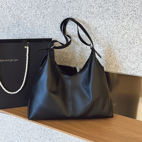 Minimalistische PU Leder Hobo Schultertasche Große Kapazität Verstellbarer Riemen Vintage Pendler Tragetasche Für Frauen