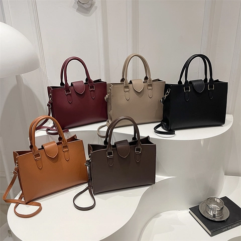 Damen Retro Handtasche PU Leder Tote Bag Umhängetasche Mit Abnehmbarem Gurt Goldener Hardware Pendler Elegante Schultertasche