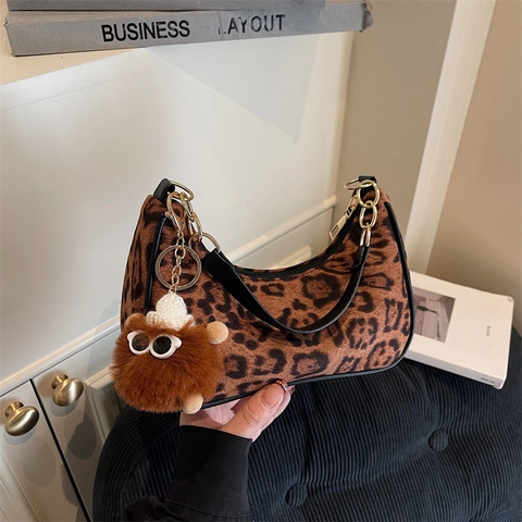 Hobo Schoudertas Van Pluche Met Luipaardprint Voor Dames Modieuze Okseltas Met Metalen Ketting En Schattige Monsterhanger