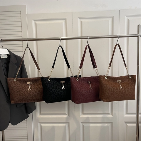 Women Large Capacity Leopard Print Tote Bag Suede Texture Matte Handbag With Gold Chain Strap And Deer Pendant