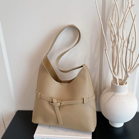 Women Hobo Shoulder Bag Large Capacity PU Leather Buckle Decor Commuter Underarm Handbag Solid Color Elegant