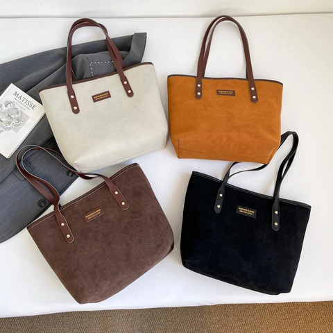 Bolso Tote Grande Para Mujer Gamuza Sintética Cuero PU Vintage Simple Remache Bolso De Hombro Para Trabajo