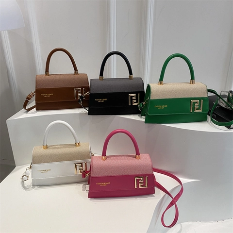 Bolso Cuadrado Pequeño de Cuero PU Cosido de Color Contraste Bolso de Mano con Solapa de Textura de Tela para Mujer Bandolera con Hebilla Dorada