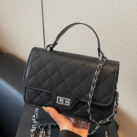 Quilted Diamond Pattern PU Leather Crossbody Bag Small Square Shoulder Handbag With Chain Strap And Metal Turn Lock Women