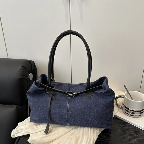 Retro Denim Tote Bag Large Capacity Underarm Shoulder Bag With PU Leather Handles Contrast Stitching For Women Commuter