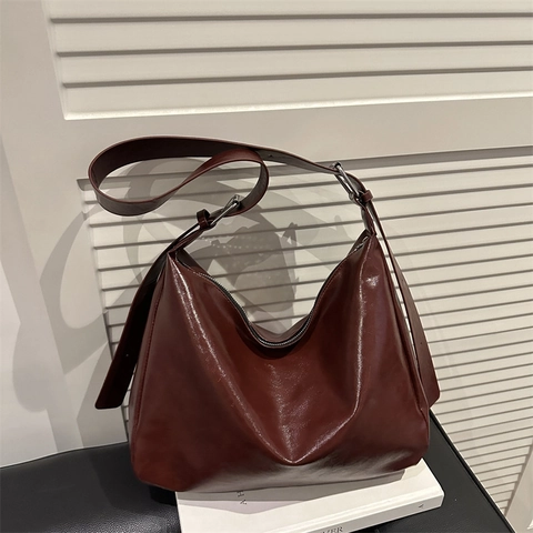 Retro Glossy PU Leather Large Capacity Hobo Bag Commuter Shoulder Bag Adjustable Strap Minimalist Tote For Women