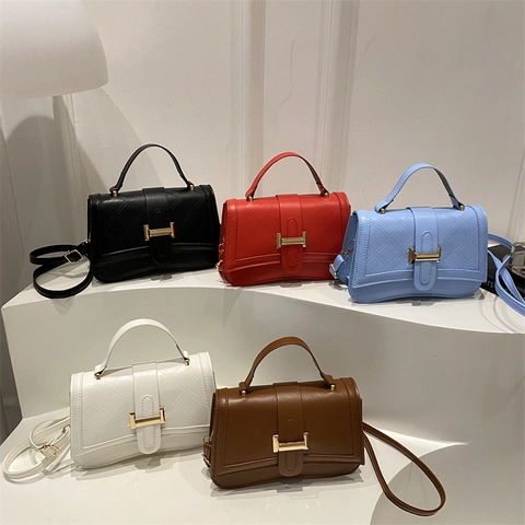 Gesteppte PU Leder Umhängetasche Mit Tragegriff Und Goldener Metallschnalle Schicke Retro Elegante Handtasche