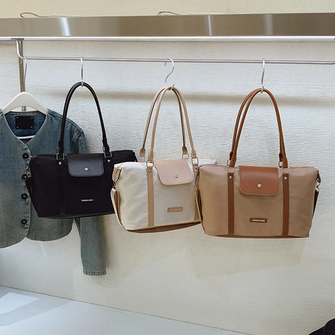 Borsa A Spalla Tote In Nylon Da Donna Grande Capacità Impermeabile Minimalista Viaggio Con Tracolla Regolabile