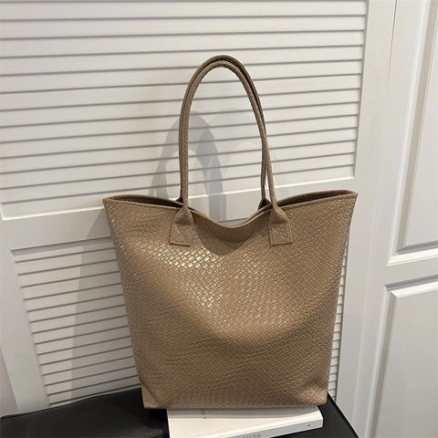 Große Gewebte Struktur Tote Bag Geprägtes PU-Leder Schulterhandtasche Minimalistische Mode Für Frauen