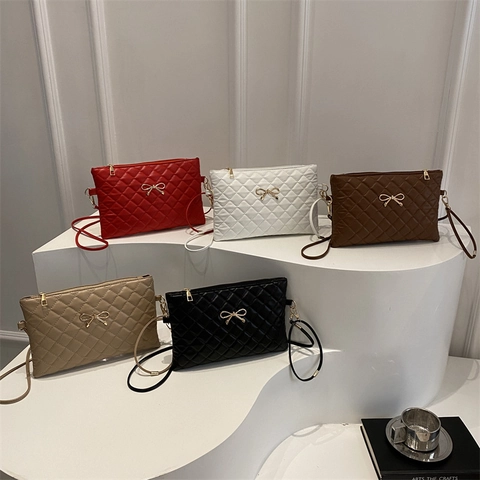 Borsa a Tracolla da Donna Minimalista in PU Trapuntata a Rombi Piccola Borsa a Spalla Quadrata Con Fiocco in Metallo Moda Quotidiana