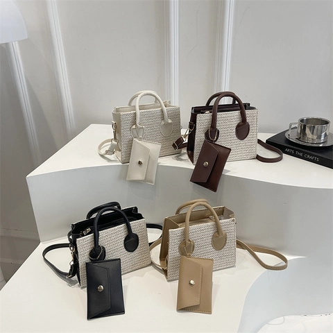 Women Fashion Woven Straw Shoulder Bag Retro Square Crossbody Bag Handbag With Mini Pouch Small Summer Casual Travel Bag
