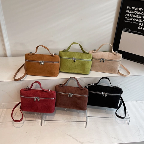 Women Trendy PU Suede Crossbody Bag Heart Shaped Zipper Small Square Shoulder Handbag Minimalist Casual Box Bag For Lady