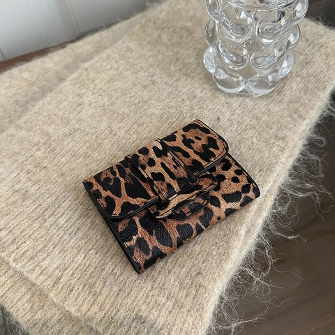 Women Mini Leopard Print Wallet PU Leather Short Card Holder Small Square Coin Purse Retro Fashion Snap Button