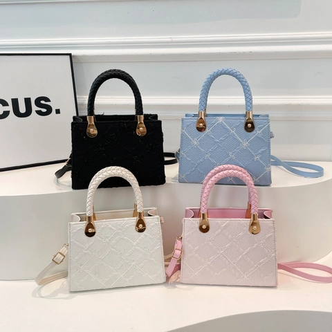 Geflochtener Griff Quadratische Handtasche Für Damen PU Leder Blumen Steppmuster Crossbody Schultertasche Mit Goldener Hardware