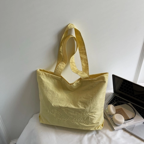 Große Kapazität Segeltuch Tote Tasche Japanischen Stil Herz Stern Bestickt Umhängetasche Lässig Leicht Handtasche Für Damen Studenten