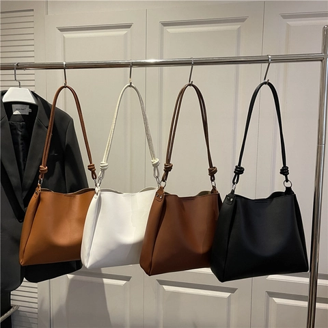 Minimalistische PU-Leren Oksel Schoudertas Voor Dames Grote Capaciteit Knoopdetail Retro Vintage Forenzen Tote Emmer Tas