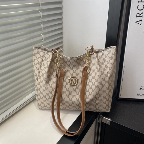 Women Large Capacity Monogram Printed Shoulder Tote Bag Urban Minimalist PU Leather Handbag With Matching Pouch Pave Chain Strap