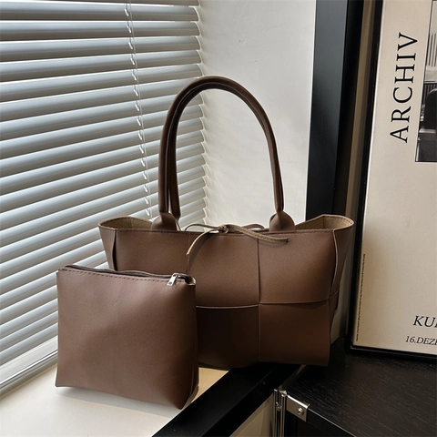 Vintage Gewebte Tragetasche Und Reißverschluss Innentasche PU Leder Große Kapazität Minimalistische Schulterhandtasche Für Damen