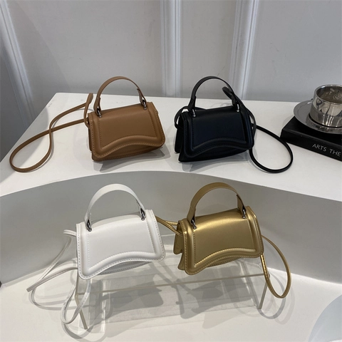 Borsa a Tracolla Quadrata in Pelle PU Mini di Design per Donna Borsa a Tracolla con Patta a Onda Alla Moda Con Manico Piccola Borsa Quotidiana