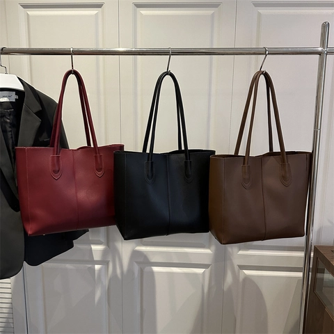 Women Large Capacity Tote Bag Retro Minimalist PU Leather Shoulder Bag Casual Commuting Handbag With Stitching Detail