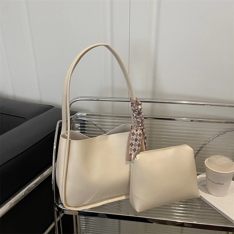 Borsa A Spalla E Pochette In Pelle Sintetica Morbida Minimalista Con Sciarpa Decorativa Borsa Tote Urbana
