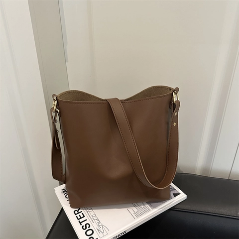 Damen Schulterbeutel Eimer Tasche PU Leder Große Kapazität Verstellbarer Riemen Retro Einfach Pendler Stil Mode
