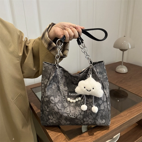 Bolso Tote De Jacquard Floral Para Mujer Bolso De Hombro Vintage Con Estampado De Flores Cadena Metálica Perlas Artificiales Y Colgante De Nube