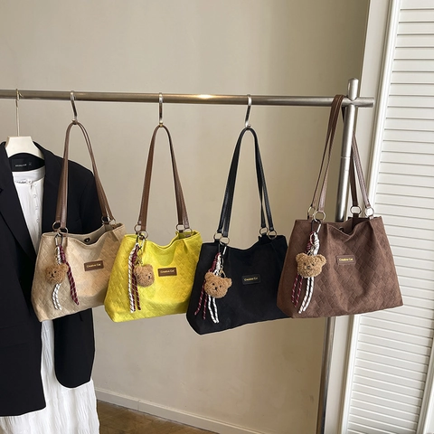 Borsa Tote Da Donna Trapuntata Con Motivo A Rombi Grande Capacità Borsa A Spalla In Velluto A Coste Con Ciondolo Orso