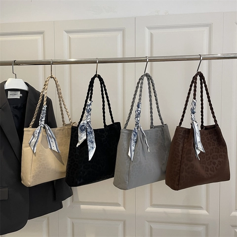 Damen Leopardenmuster Tote Bag Große Kapazität Schultertasche Mit Geflochtenem Griff Und Dekorativem Schal Mode Tasche