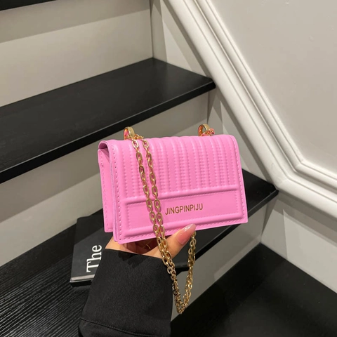 Women Crossbody Bag Small Square PU Leather Vertical Quilted Gold Chain Strap Retro Flap Shoulder Bag For Ladies Casual